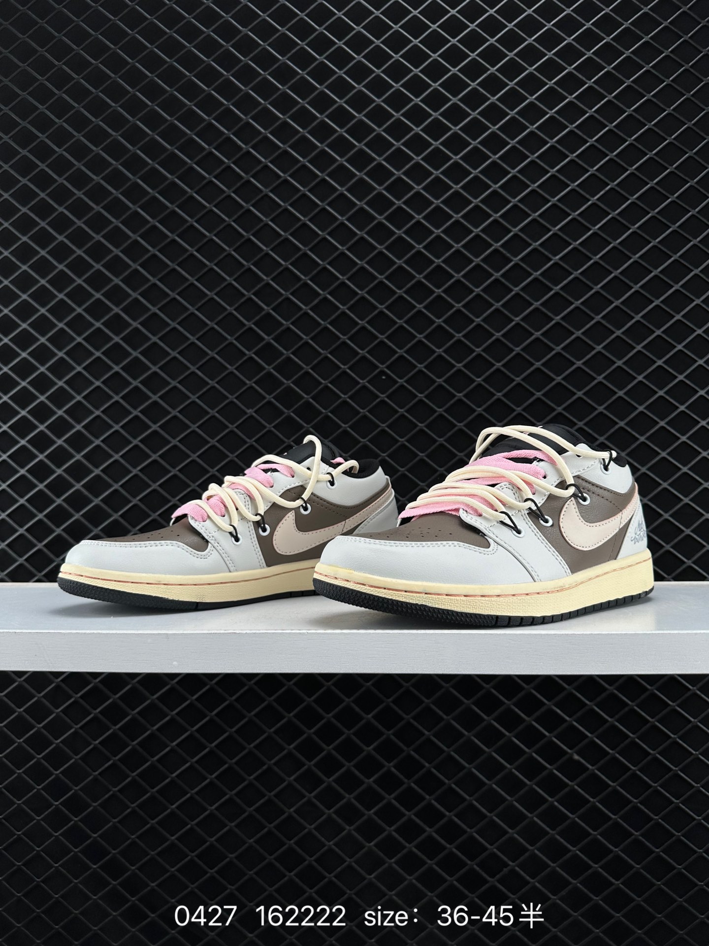 Nike Wmns Air Jordan 1 Low GS